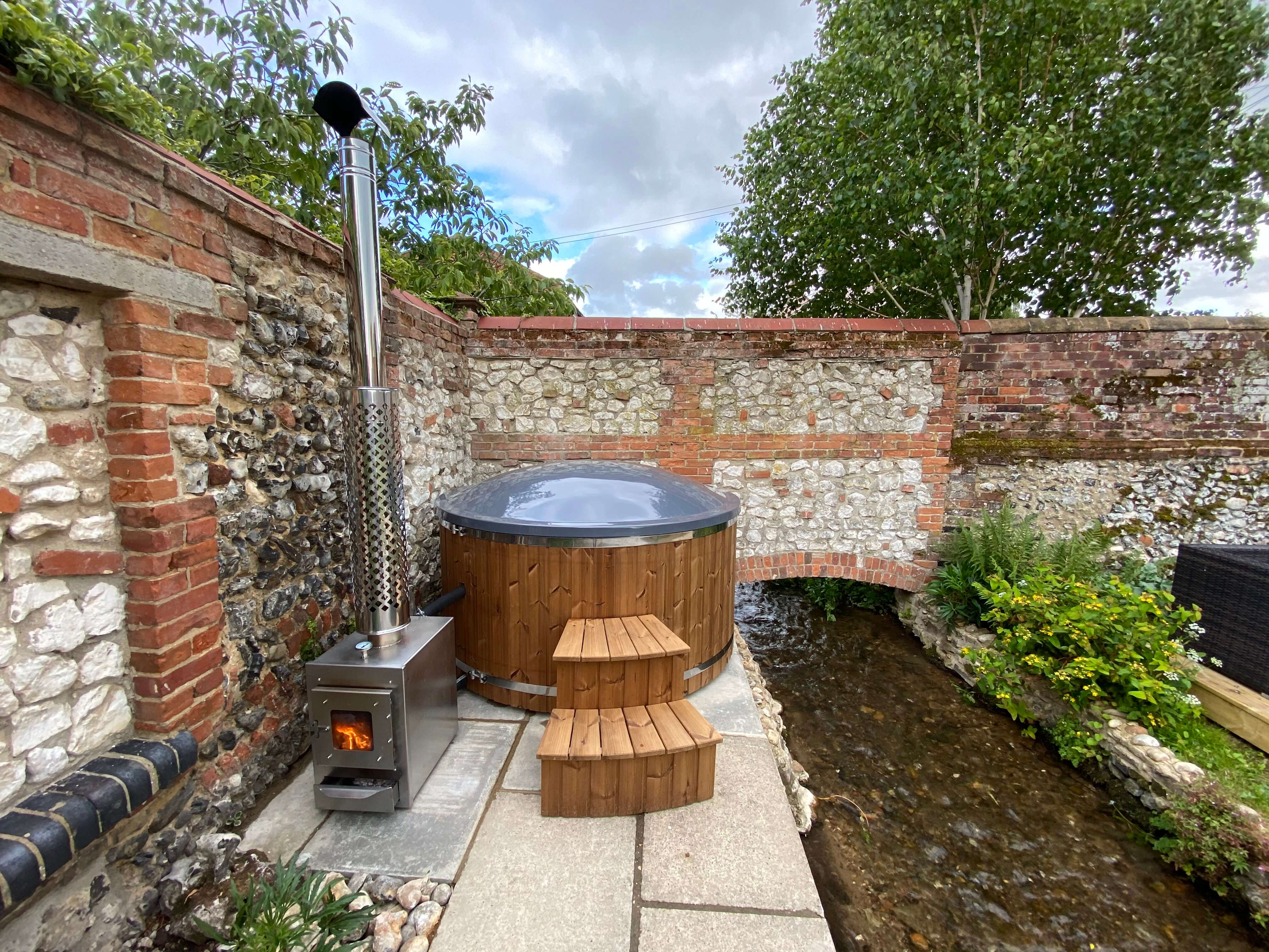 Outdoor Hot Tub